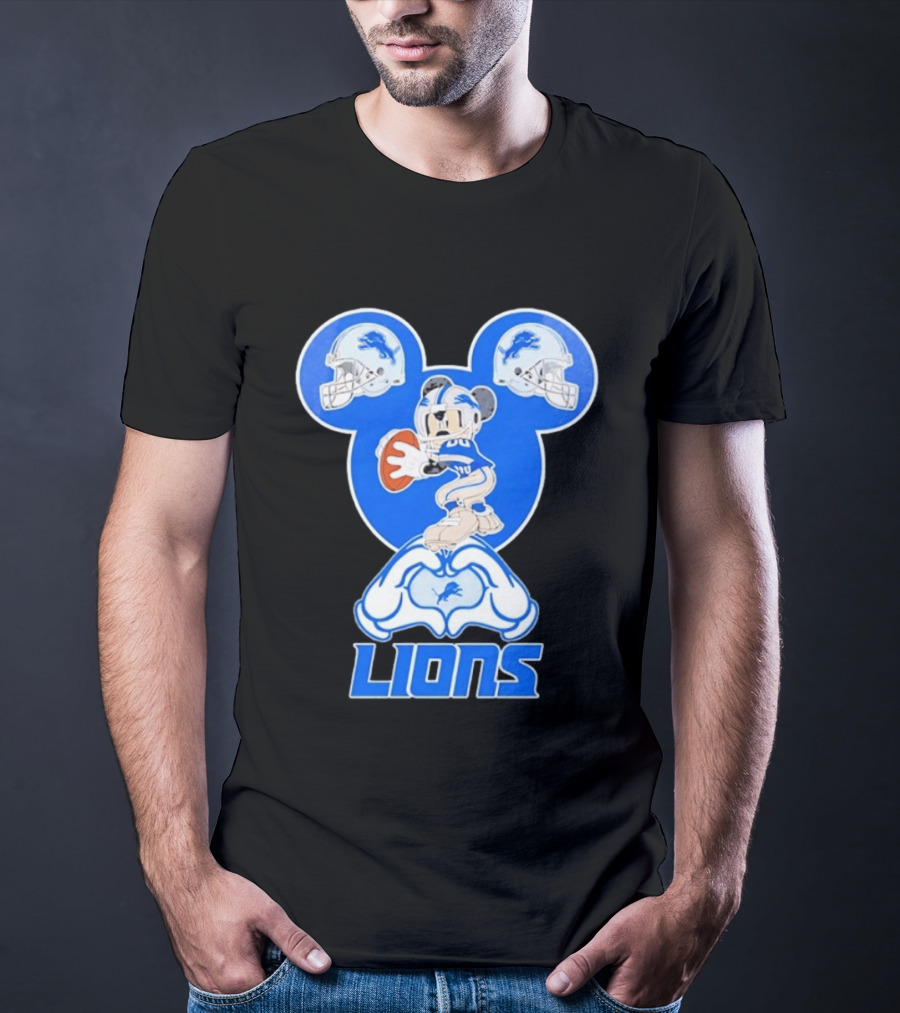 Detroit Lions Mickey Mouse Football Heart Helmets T-Shirt
