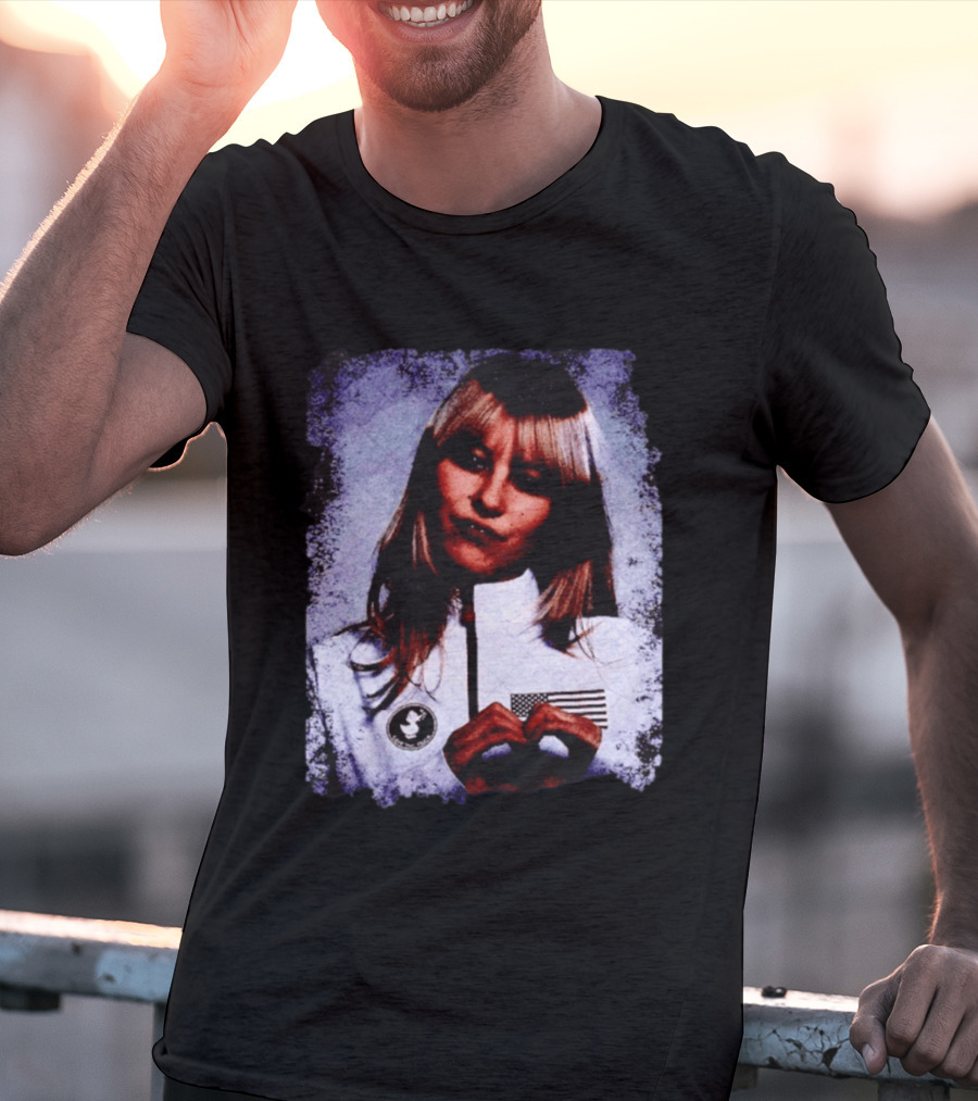 Alysa Liu Heart Hand Gesture USA Jacket T-Shirt