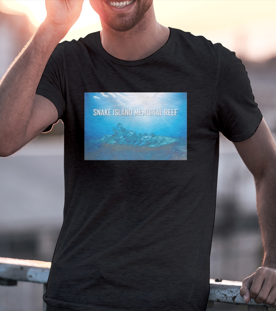 Snake Island Memorial Reef Submerged Ship Ocean Scene T-Shirt