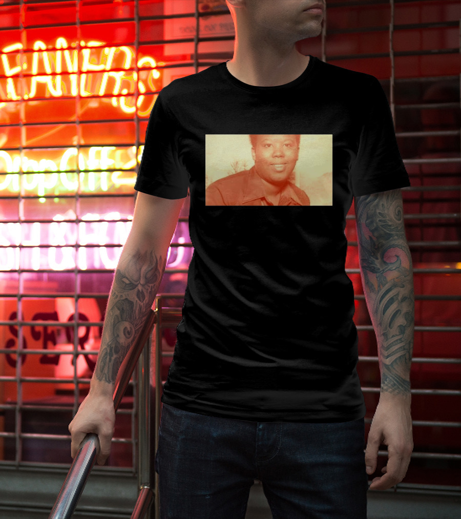 King Harris Mom Picture T-Shirt