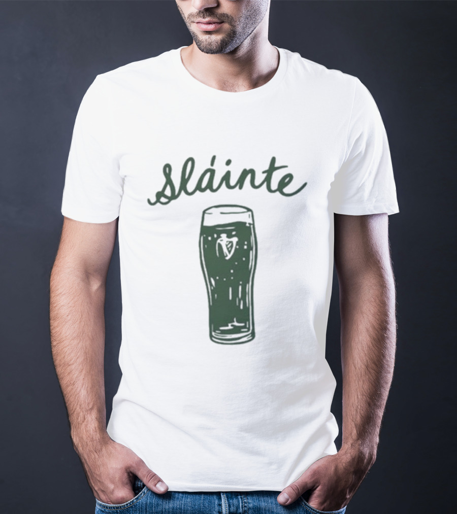 St. Patrick's Day Sláinte Irish Pint Glass Cheers T-Shirt