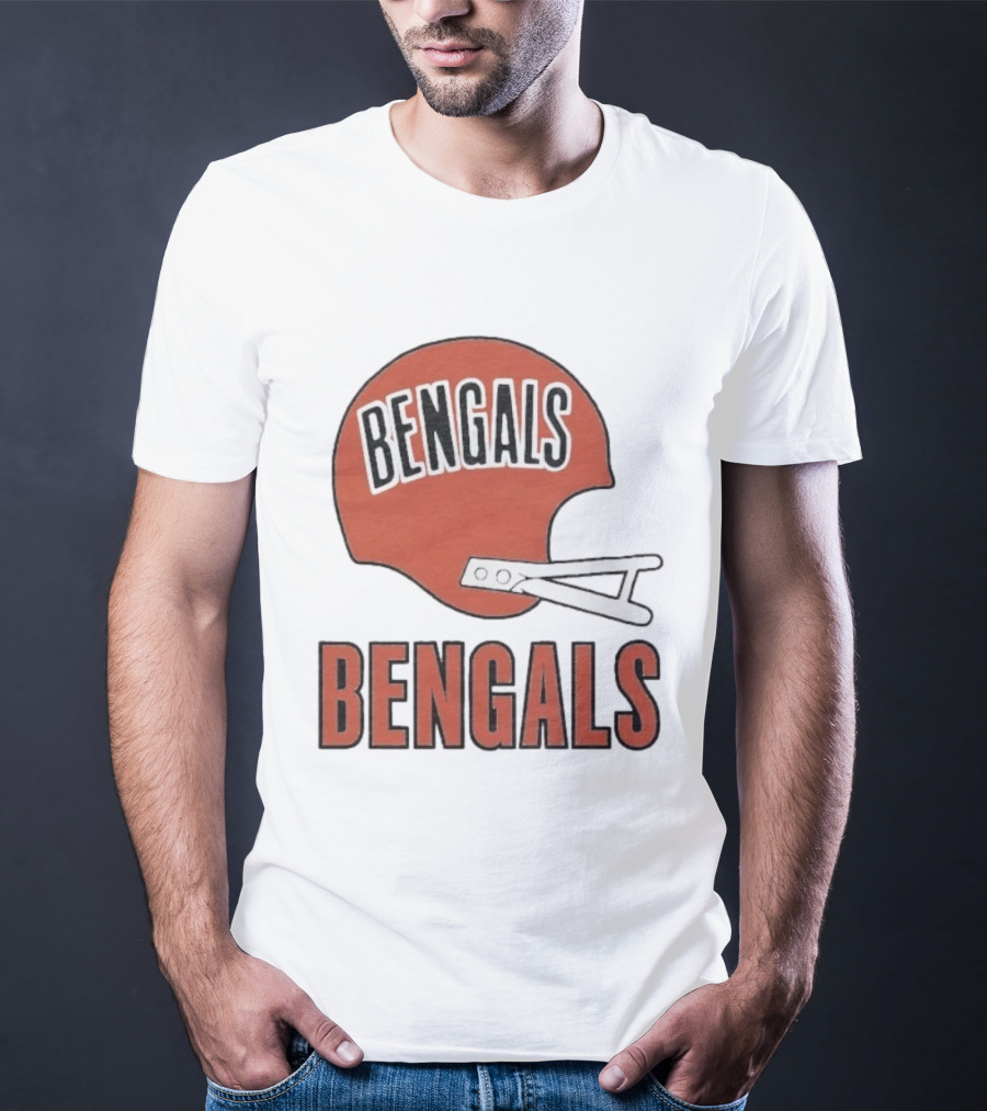 Bengals Big Helmet Cincinnati Football Team Retro Fan Gear T-Shirt
