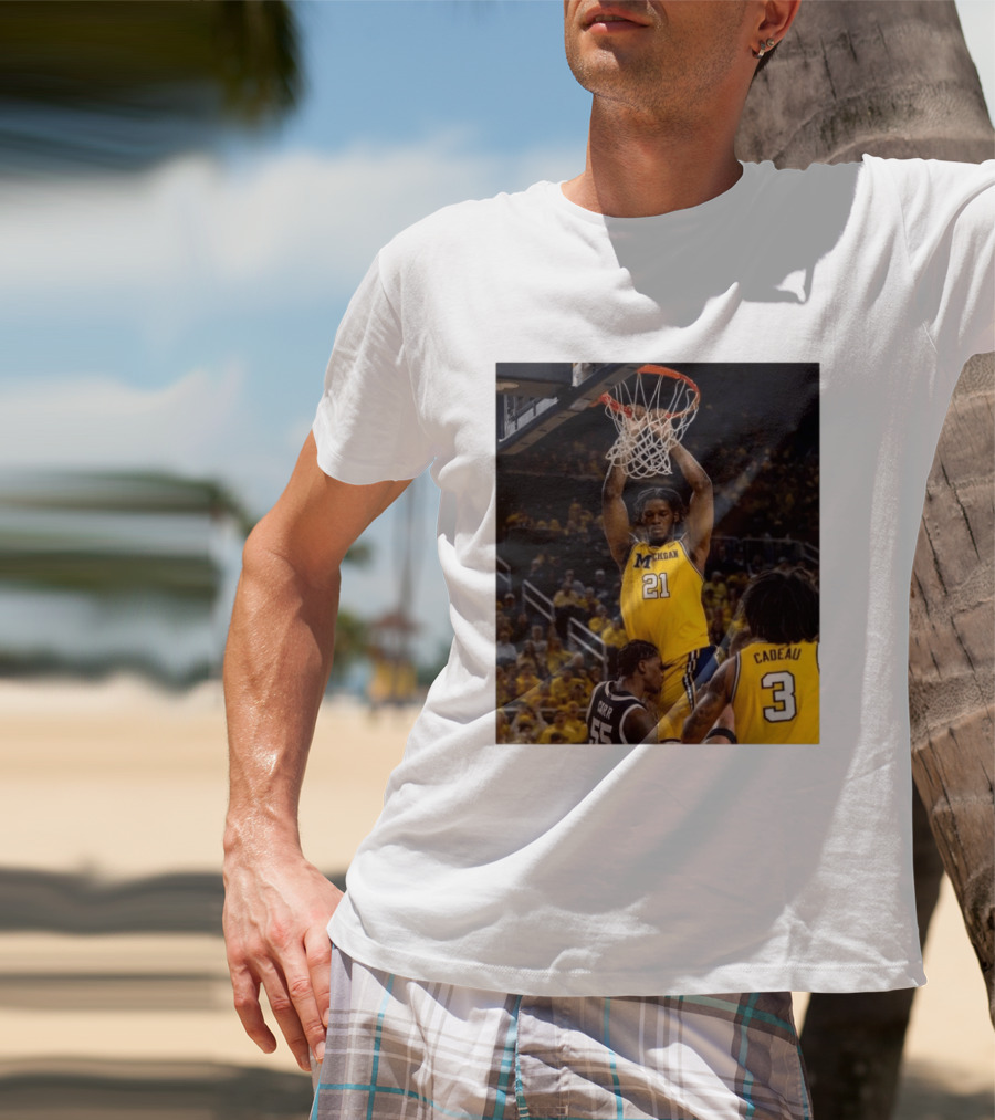Morez Johnson Jr. Dunk Michigan Vs Carr Cadeau Basketball Moment T-Shirt