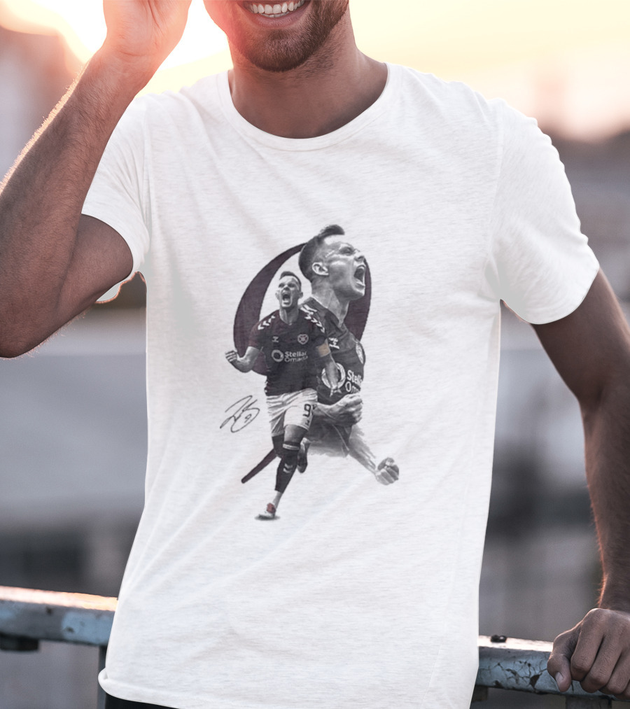 Shankland Series 1 Footballer Celebration Pose T-Shirt
