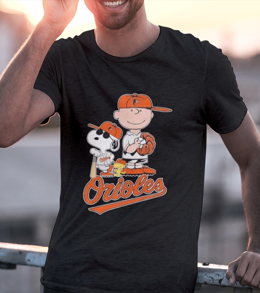 2026 Snoopy Charlie Brown Peanuts Baseball Orioles T-Shirt