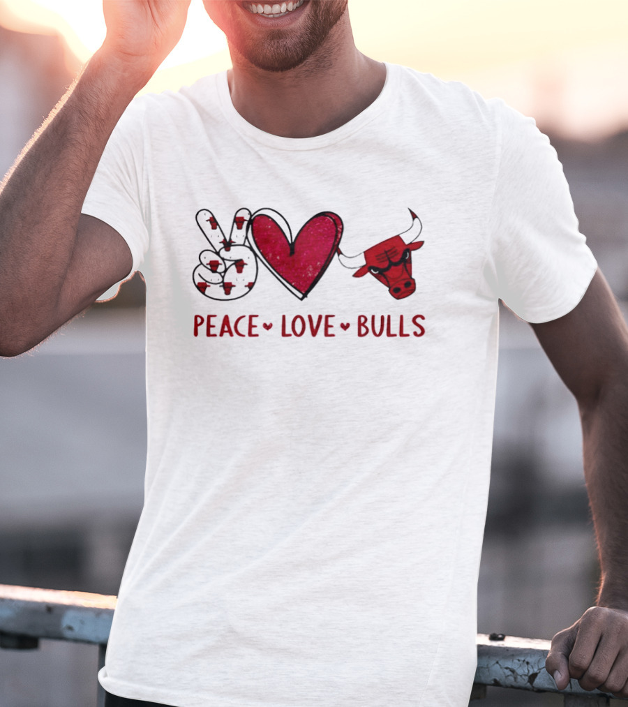 Peace Love Chicago Bulls NBA T-Shirt