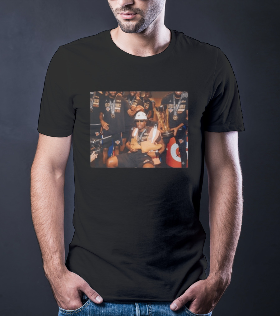 New York Knicks NBA Champions Celebration Locker Room Trophy T-Shirt