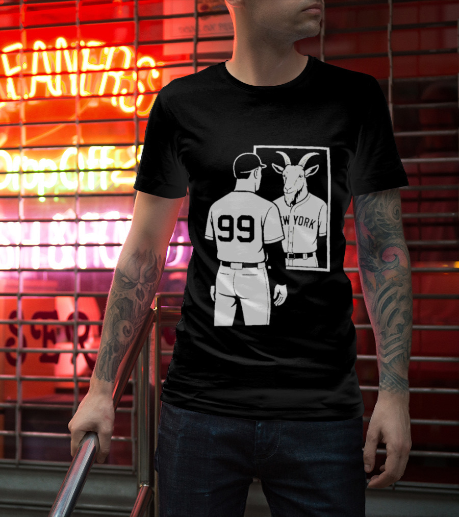Aaron Judge GOAT Reflection New York Yankees Baseball 99 T-Shirt