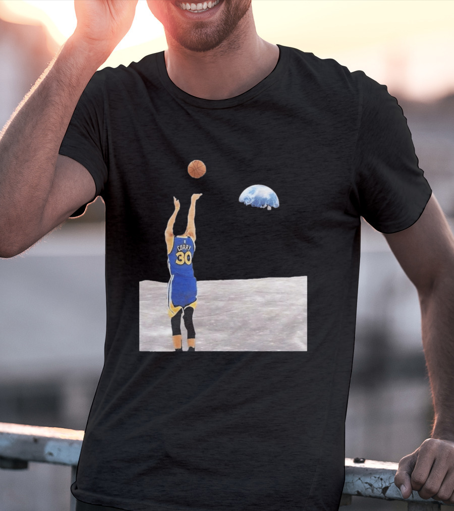 Stephen Curry 30 Shooting Basketball From Moon Earth View T-Shirt