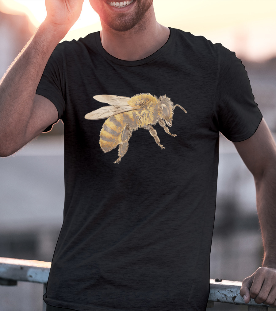 Honey Bee Realistic Illustration Detailed Insect T-Shirt