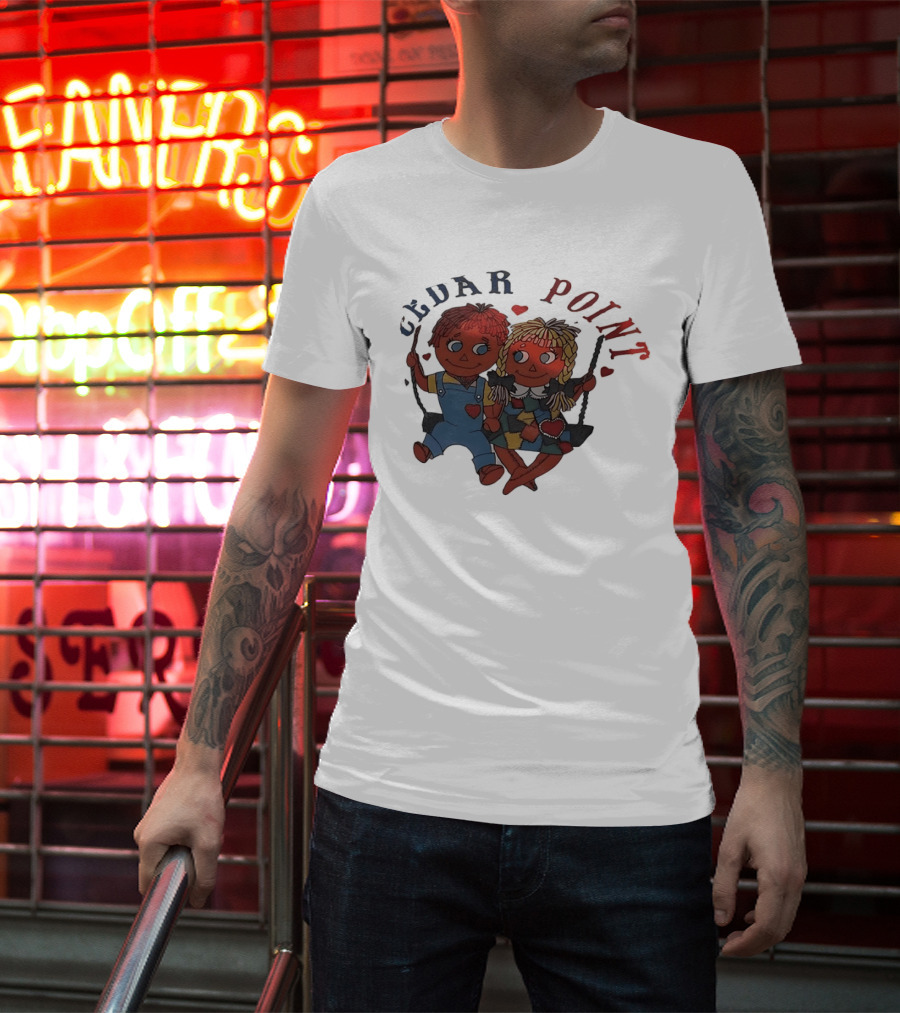 Cedar Point Raggedy Ann And Andy Dolls Swinging With Hearts T-Shirt