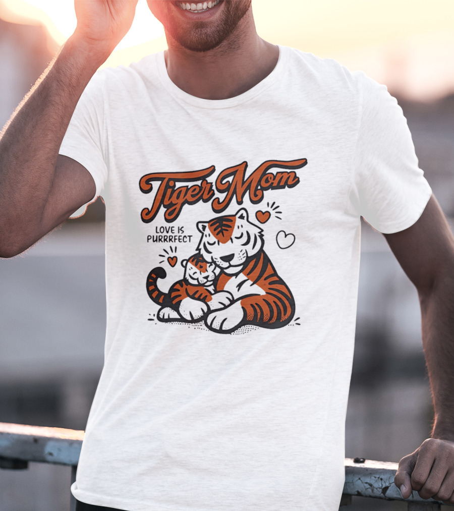 Tiger Mom Love Is Purrfect Cute Tiger Illustration With Heart T-Shirt