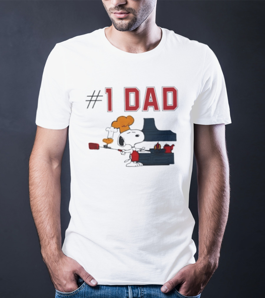 Snoopy #1 Dad BBQ Chef Cooking Grilling Peanuts Comic Strip T-Shirt