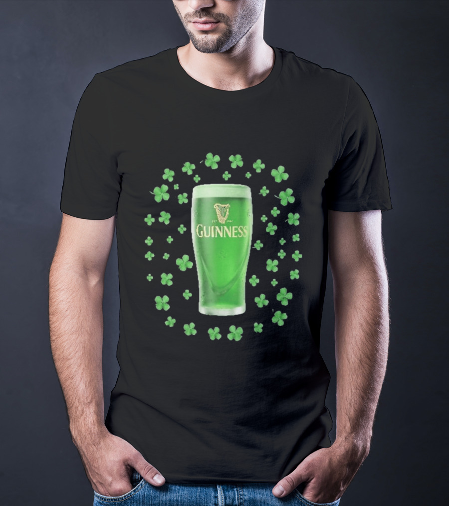 Guinness Pint With Shamrocks St Patrick's Day Celebration T-Shirt