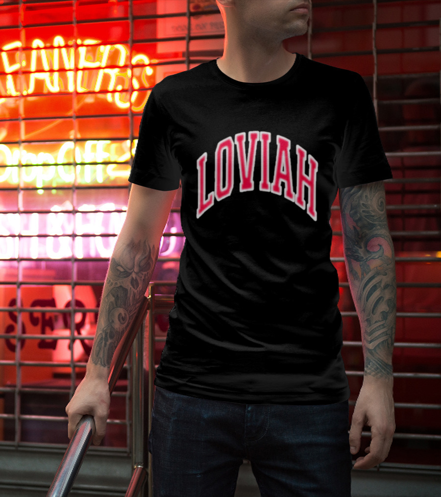 Empire Loviah Team Bold Red Arch Lettering T-Shirt