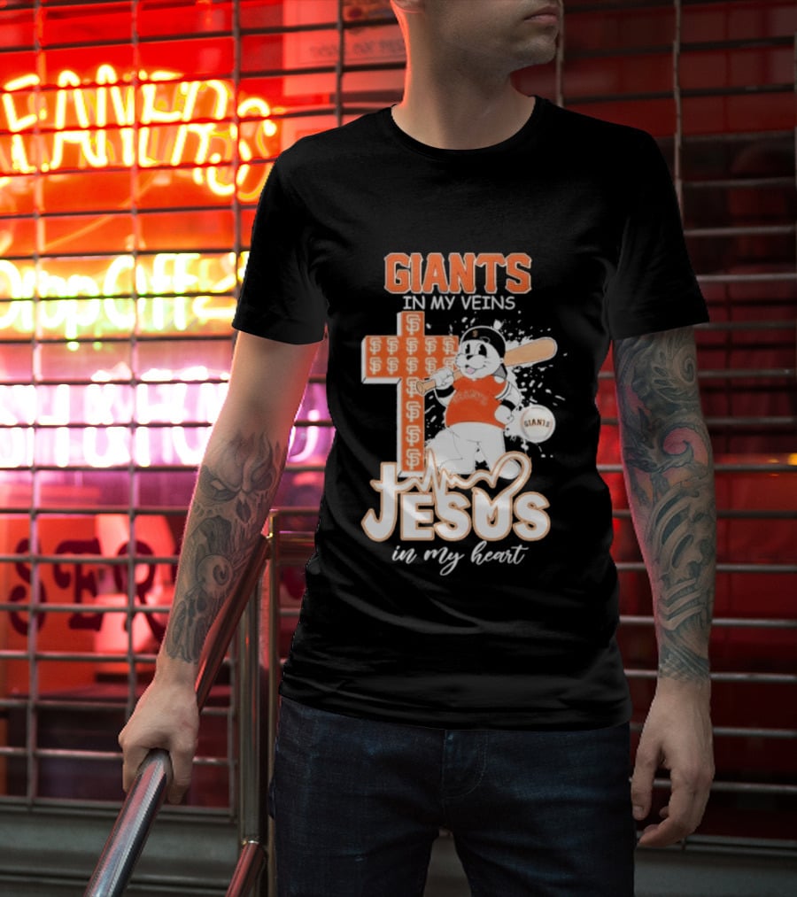 San Francisco Giants In My Veins Jesus In My Heart Baseball Cross Panda T-Shirt