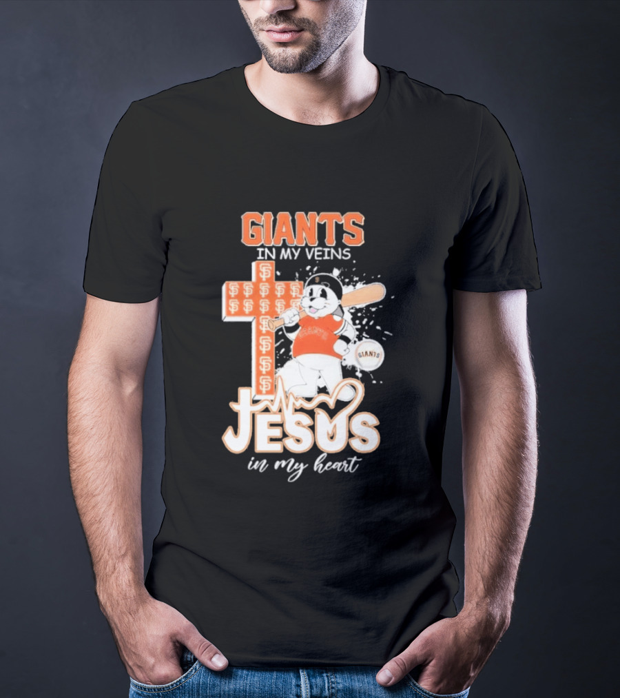 San Francisco Giants In My Veins Jesus In My Heart Baseball Cross Panda T-Shirt