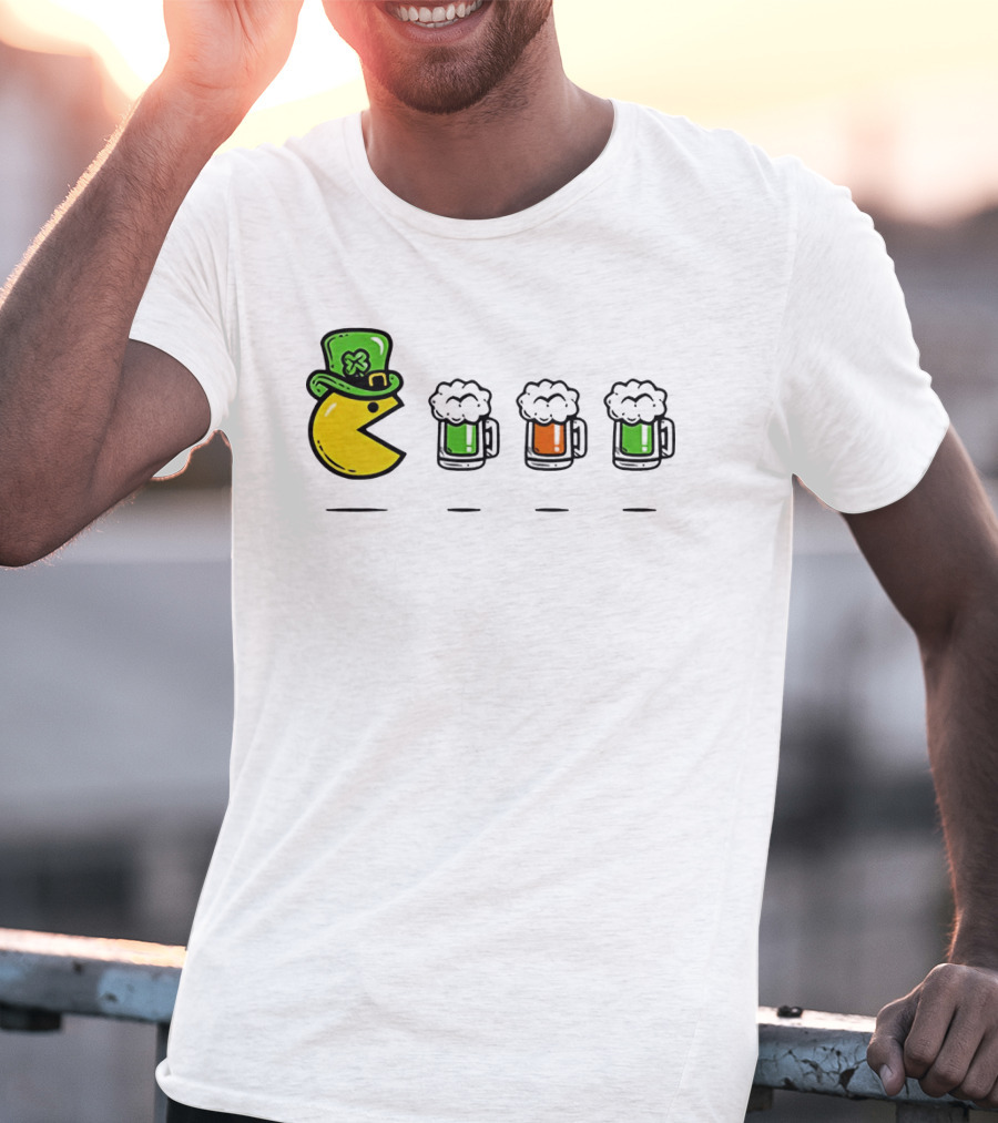Pac Man St Patrick's Day Leprechaun Hat With Green Beer S T-Shirt
