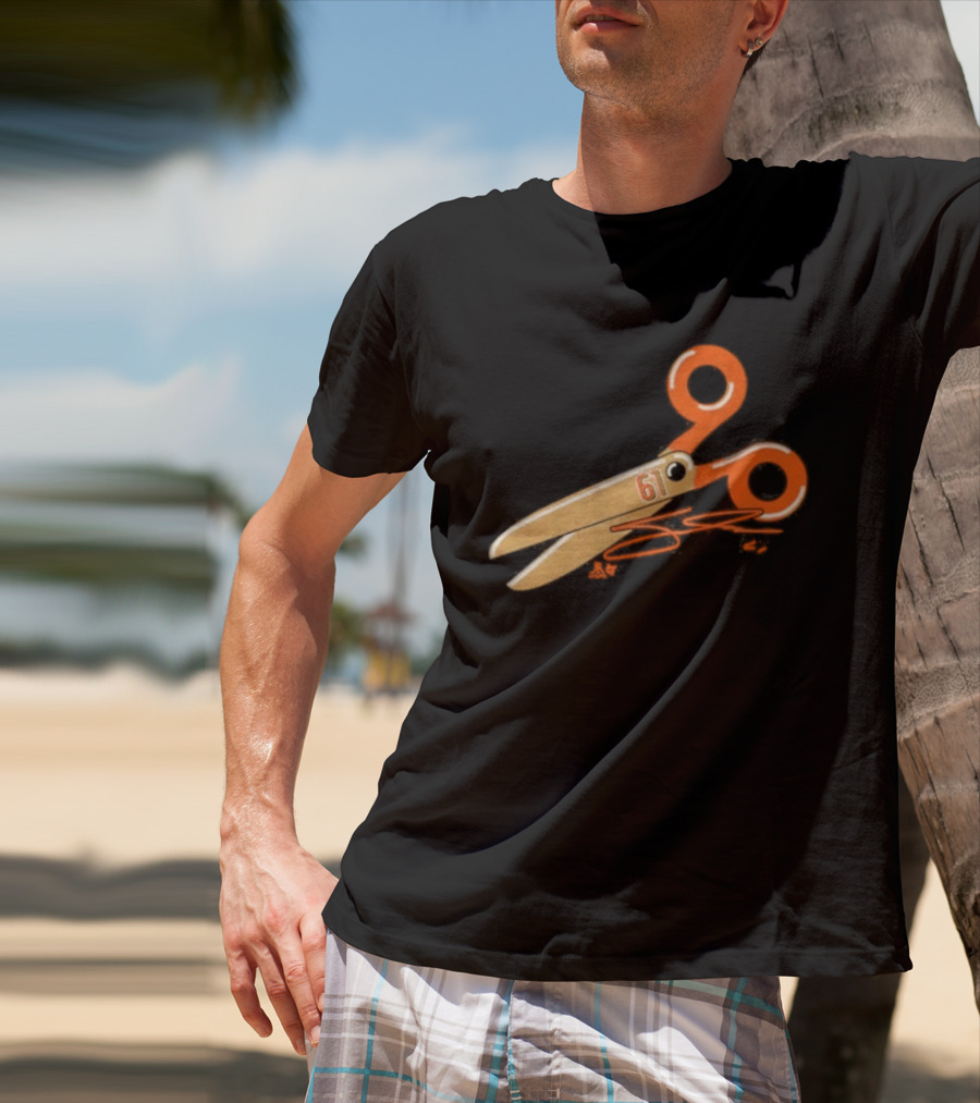 Cutter Gauthier Scissors 61 Orange T-Shirt