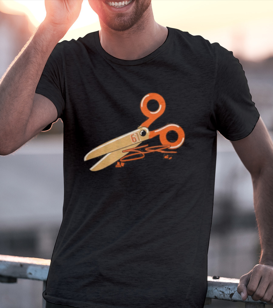 Cutter Gauthier Scissors 61 Orange T-Shirt