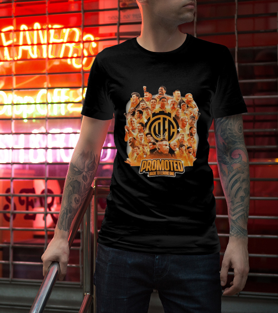 Cambridge United FC Promoted Back To League One 2026 Team Celebration Montage T-Shirt