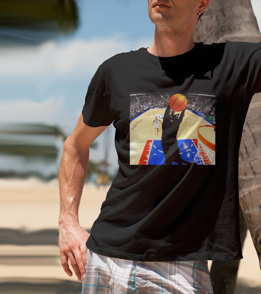 Jarrett Allen Cat Dunking Basketball On Court T-Shirt