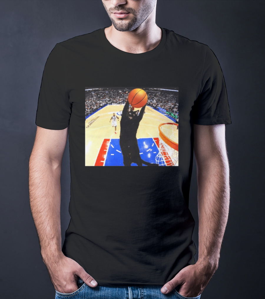 Jarrett Allen Cat Dunking Basketball On Court T-Shirt