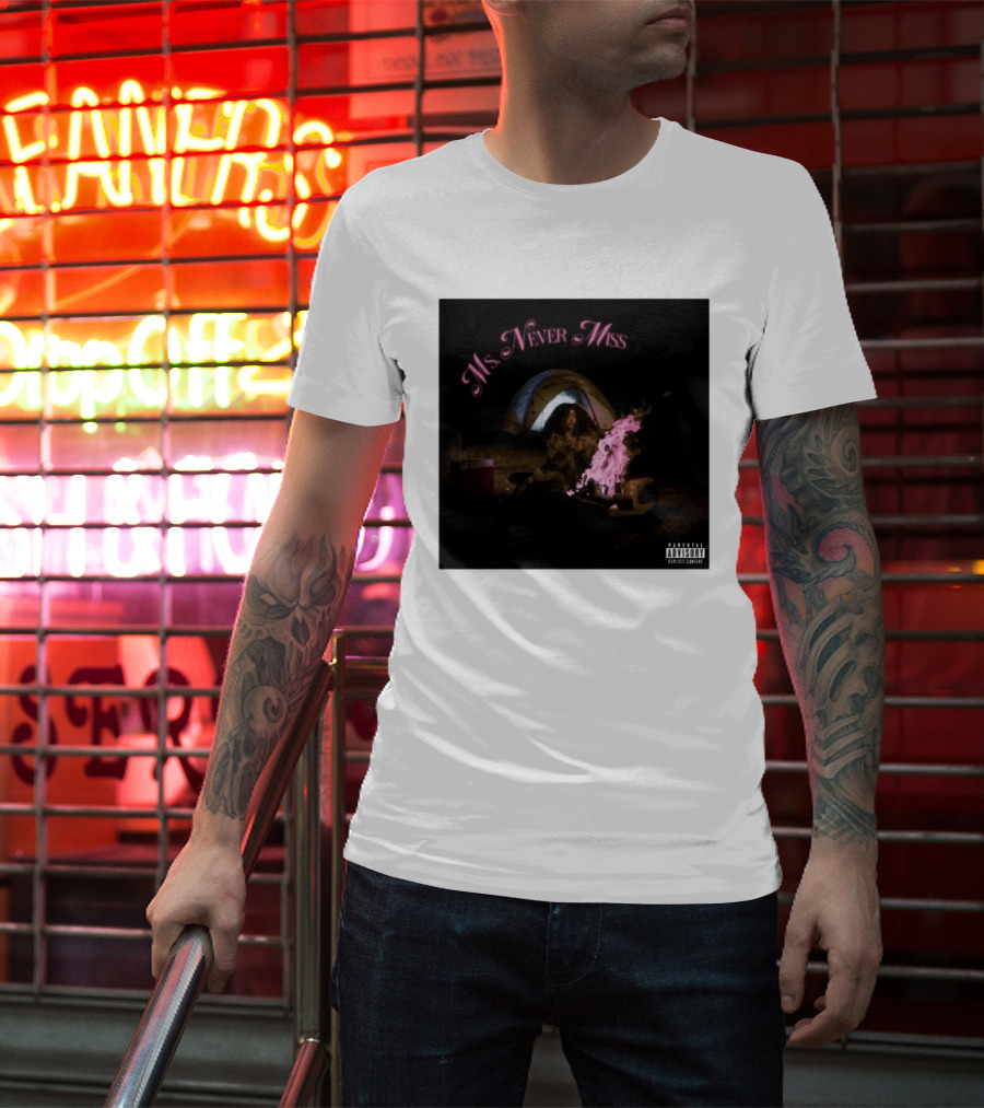 SZA Ms Never Miss Camping Single Cover T-Shirt