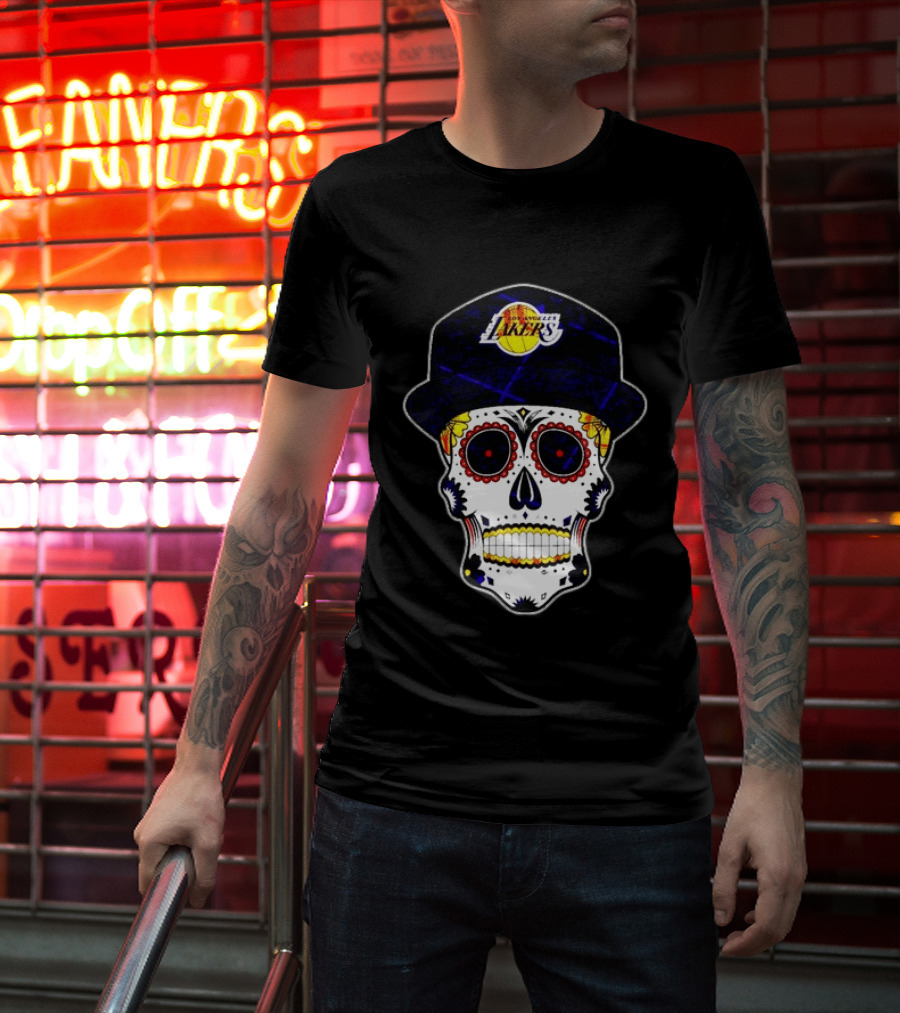 Los Angeles Lakers Sugar Skull Día De Muertos Hat Butterfly T-Shirt