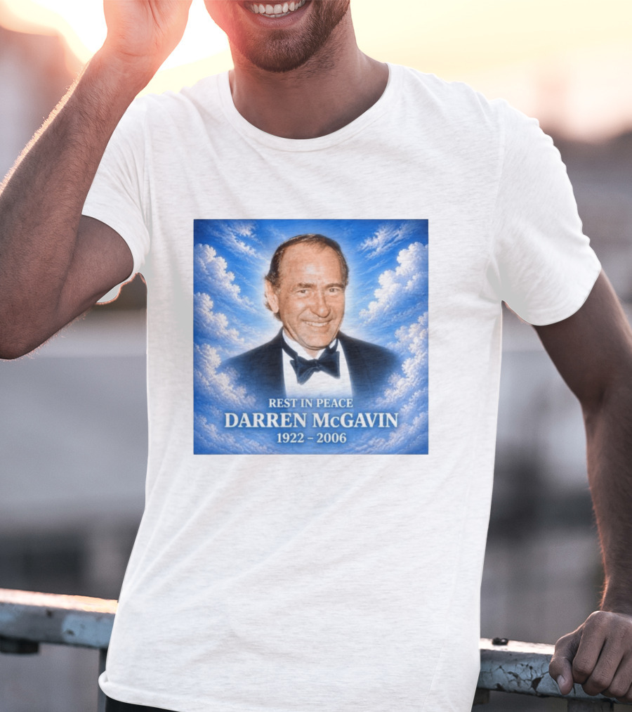 Rest In Peace Darren McGavin 1922 2006 Cloud T-Shirt