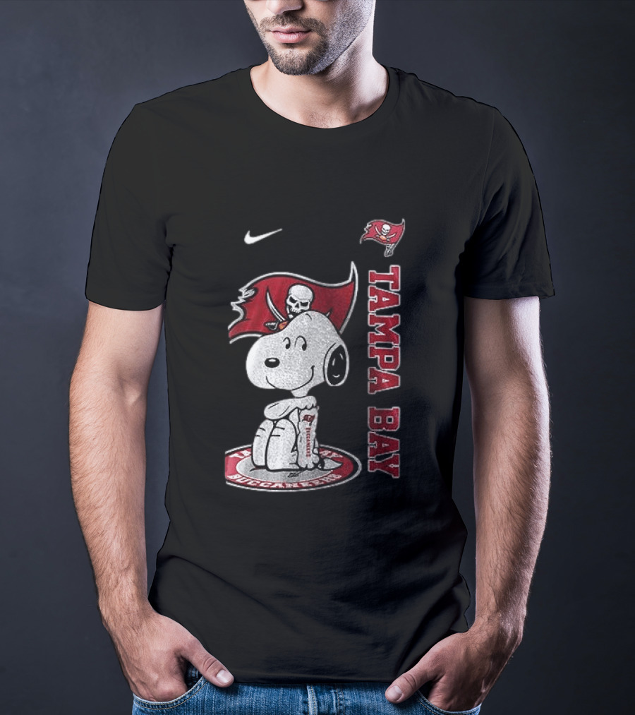 Tampa Bay Buccaneers Snoopy Football Memories Peanuts Collaboration T-Shirt