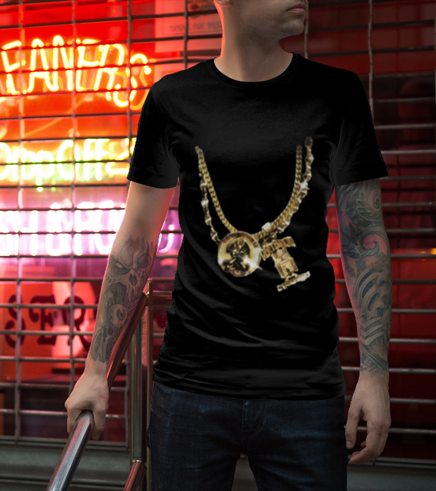 2Pac Gold Necklace Iconic Hip Hop Jewelry T-Shirt