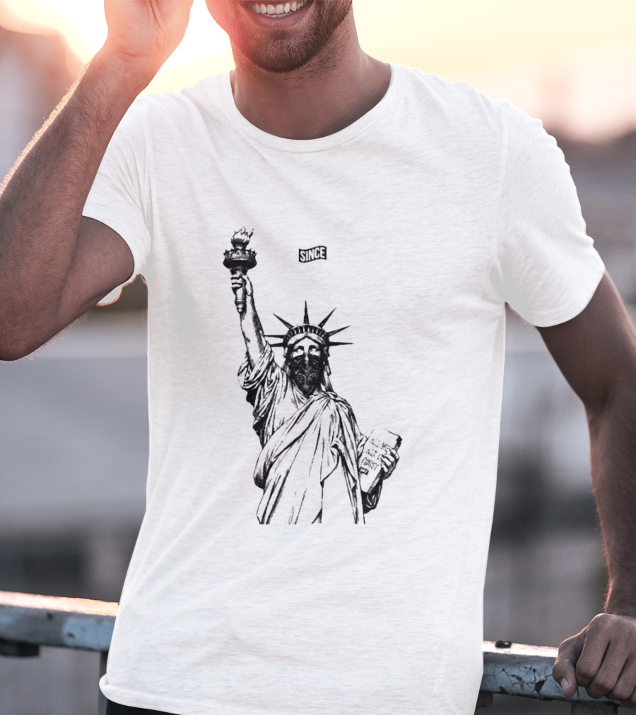 Since 1982 Liberty Statue Vintage New York T-Shirt