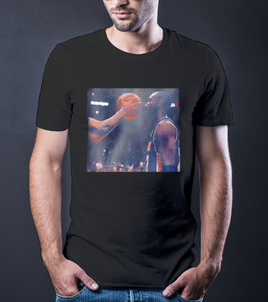 Kobe Bryant Los Angeles Lakers Basketball Legend NBA Iconic Moment T-Shirt