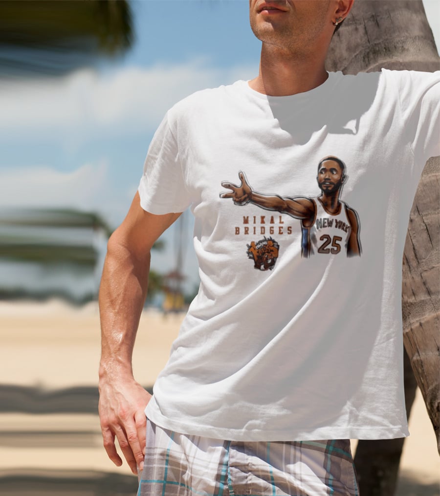 Mikal Bridges New York Knicks 25 Basketball Pose T-Shirt