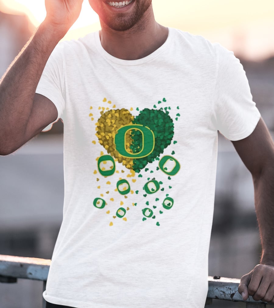 Oregon Ducks Football Heart 2026 T-Shirt