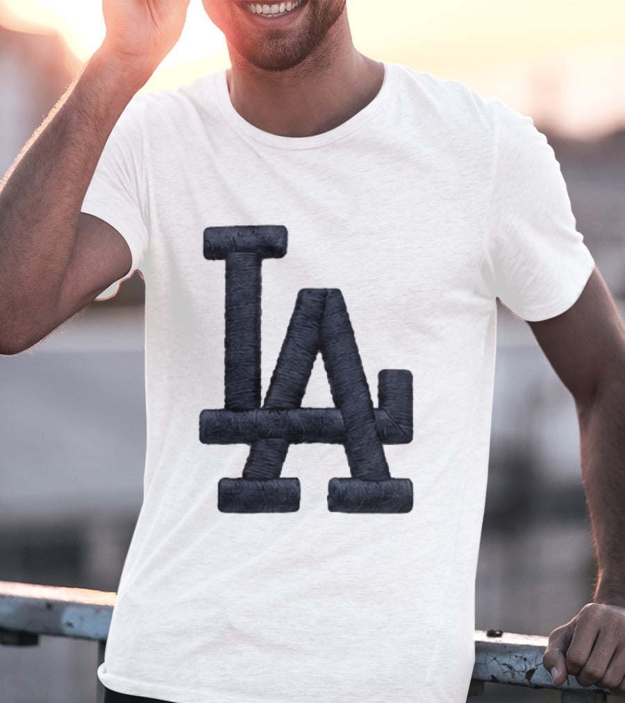 Bruce Dern LA Yarn Hat T-Shirt