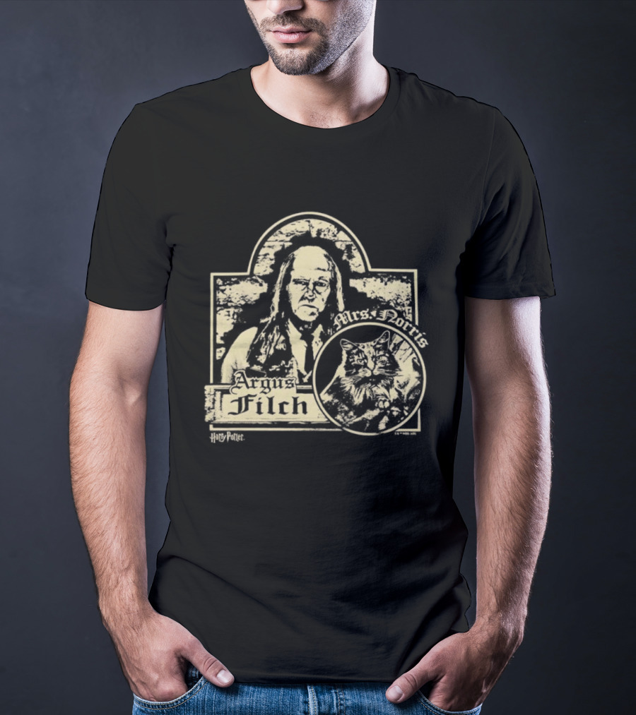 Mr. Argus Filch Và Mrs. Norris Witch World Caretaker And Cat T-Shirt