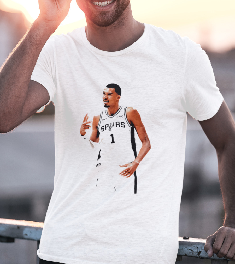 Victor Wembanyama Spurs Number 1 Rock Hand Gesture T-Shirt