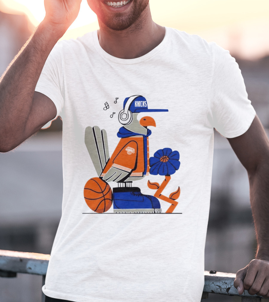 New York Knicks Go Go Go Bird With Cap And Basketball T-Shirt