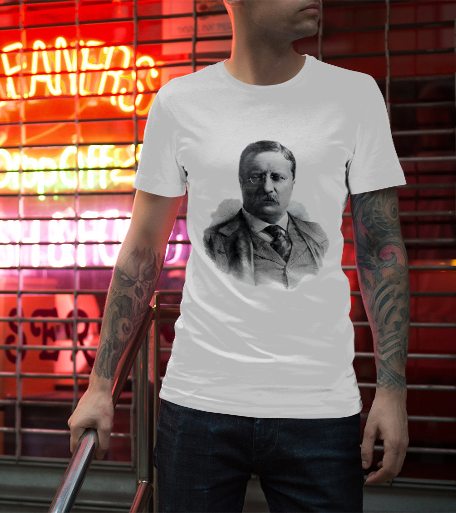 Theodore Roosevelt Engraving President USA Iconic Historical Figure T-Shirt