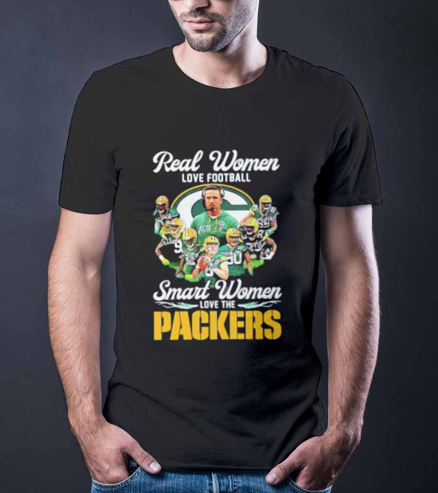 Real Women Love Football Smart Women Love The Packers T-Shirt