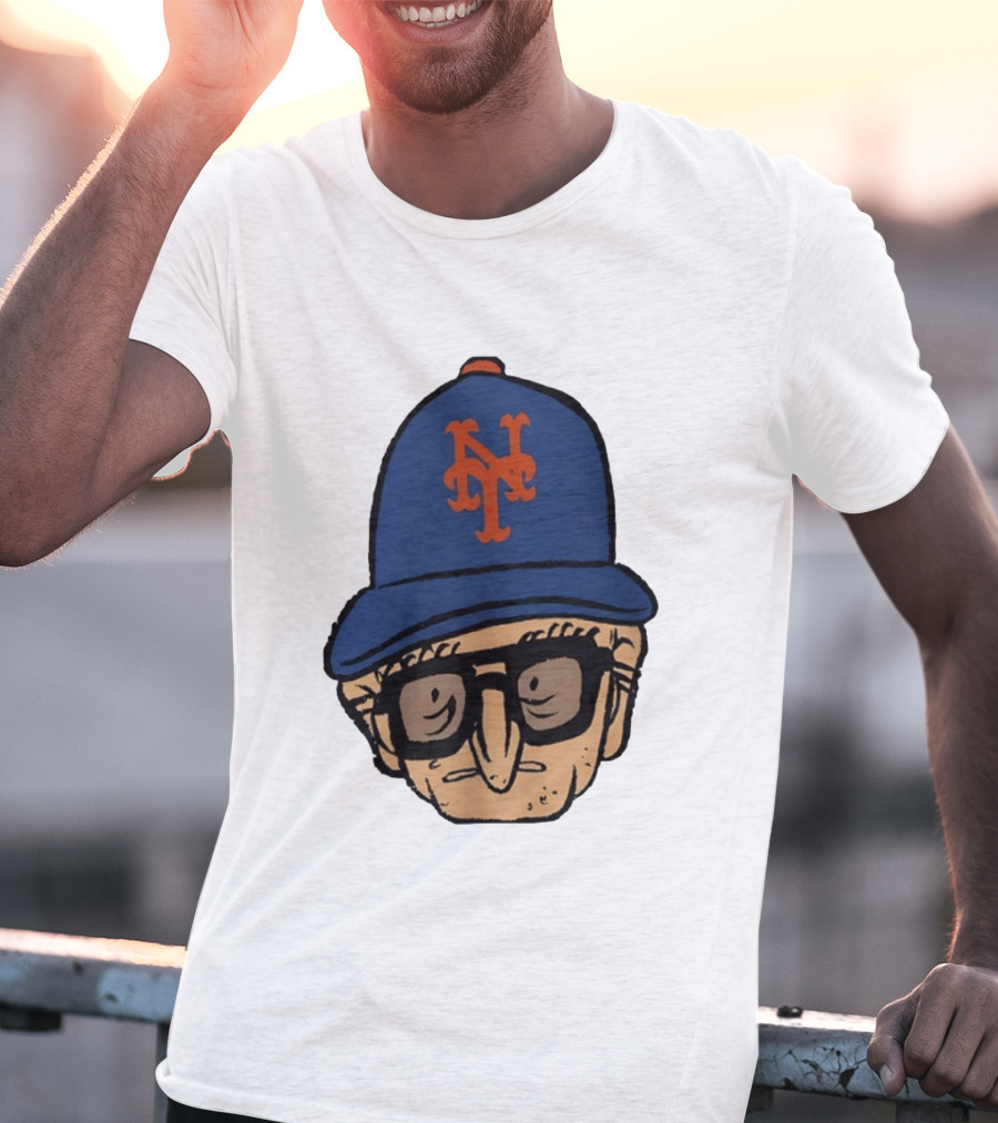 Old Jewish Men Big Head Caricature Mets Cap T-Shirt