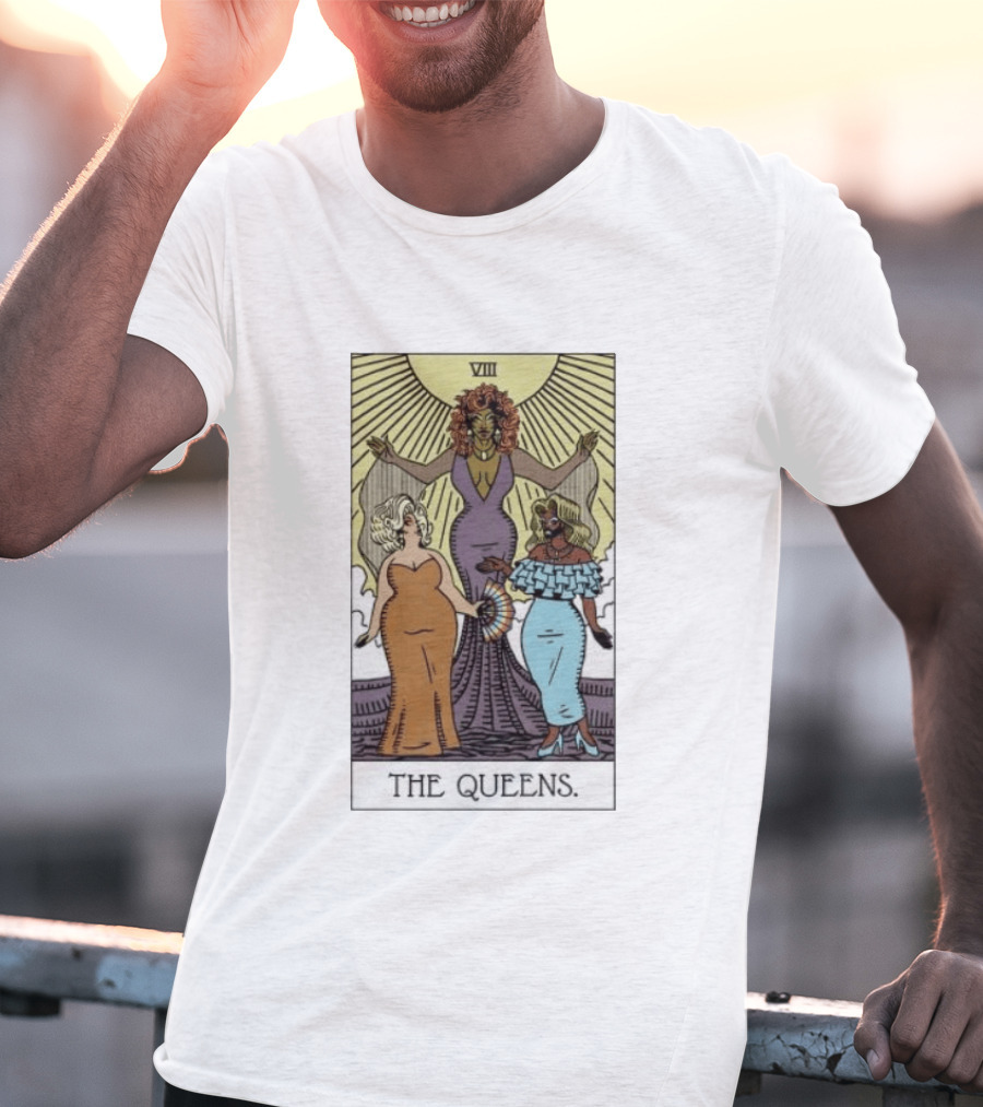The Queens VIII Tarot Card Empowerment And Elegance T-Shirt