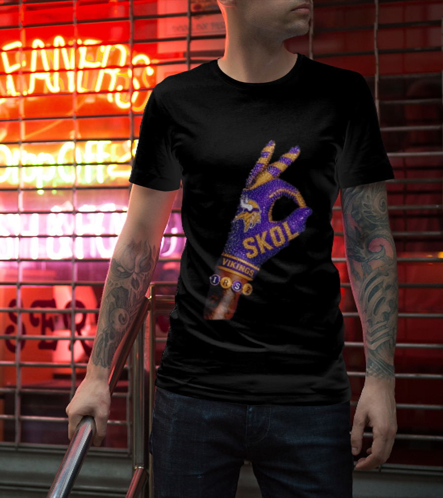 Minnesota Vikings Skol Isaiah Rodgers Iceman Glove T-Shirt
