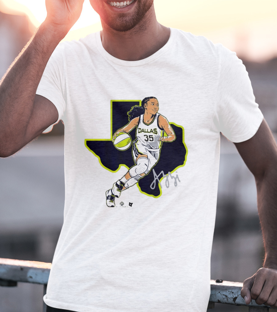 Dallas Basketball 35 Texas Map Player Dribbling T-Shirt