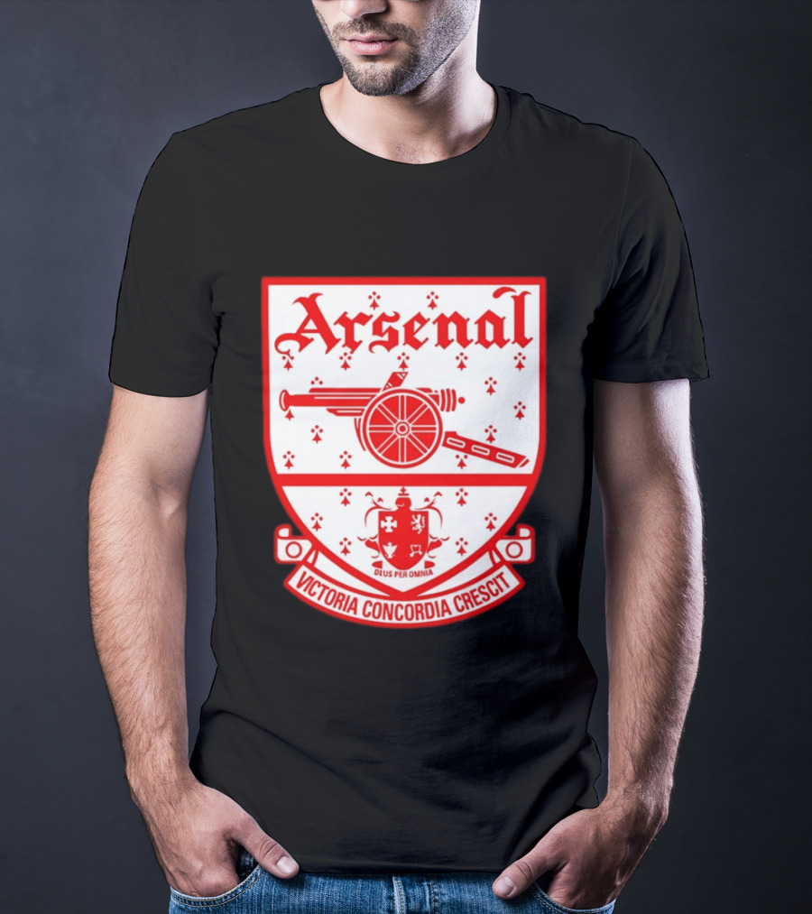 Arsenal FC Crest Deus Per Omnia Victoria Concordia Crescit T-Shirt