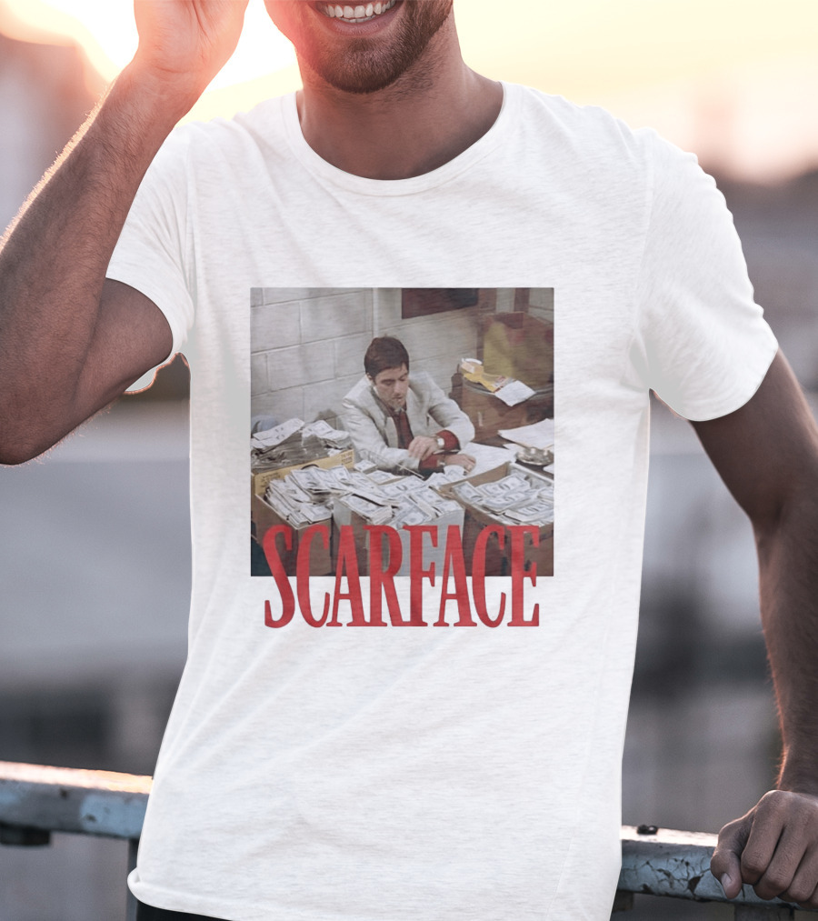 Scarface Tony Montana Al Pacino Money Scene T-Shirt