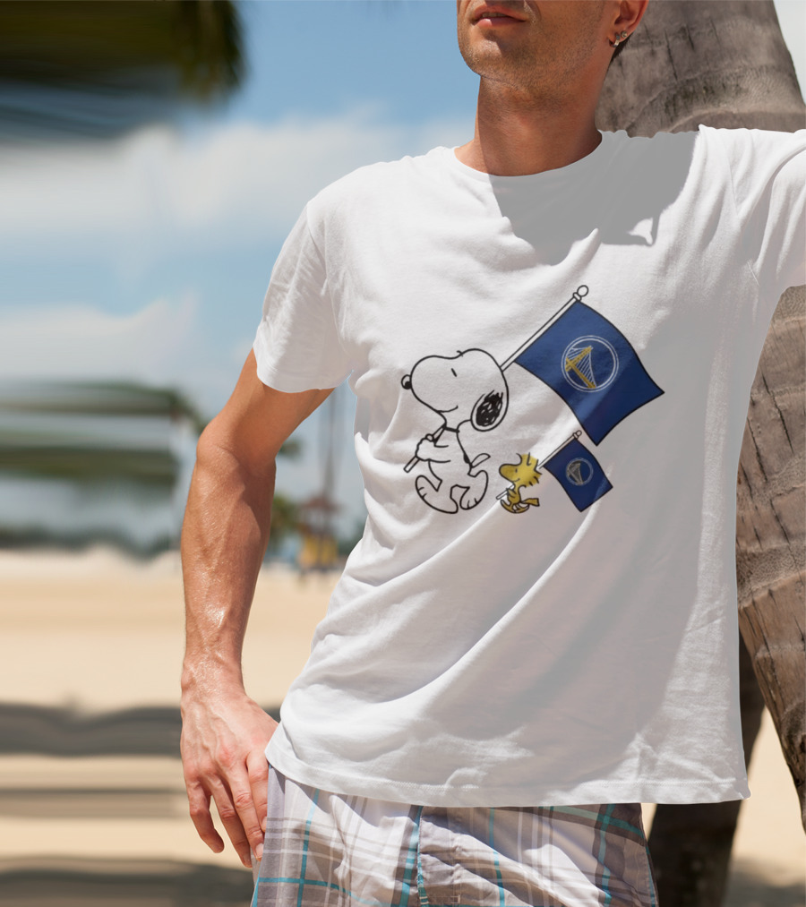 Golden State Warriors Snoopy Woodstock Flag Peanuts Comic Basketball Collaboration T-Shirt