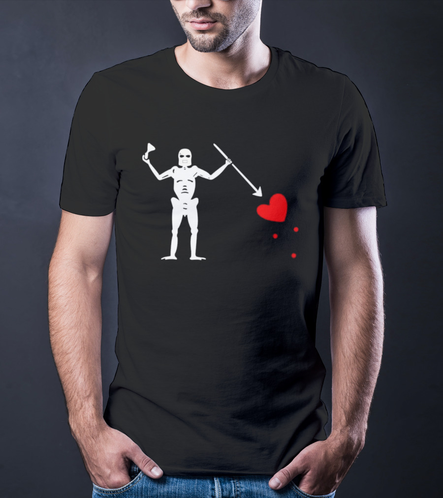Skeleton With Spear And Heart Symbol Edward Blackbeard Teach T-Shirt